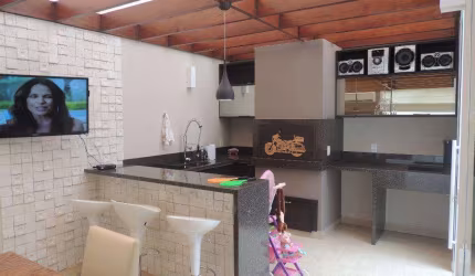 Sobrado com 3 dormitórios à venda, 187 m² por R$ 1.250.000,00 - Vila Suíça - Indaiatuba/SP