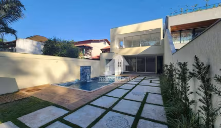 Casa à venda de 4 quartos suítes, 360m² por R$3.850.000 na Barra da Tijuca - Rio de janeiro / RJ