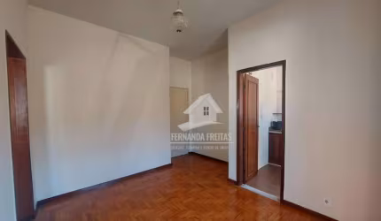 Apartamento à venda de 1 quarto, 42m² por R$165.000 no Lins - Rio de Janeiro / RJ.