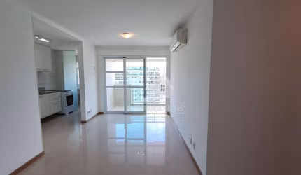 Apartamento à venda de 2 quartos, 66m² por R$ 580.000 no Barra único - Rio de Janeiro / RJ