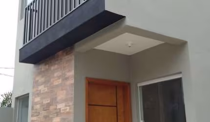 SOBRADO EM CONDOMINIO FECHADO- MOSTARDAS- MONTE ALEGRE DO SUL sp.