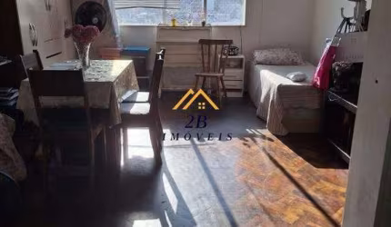 Apartamento conjugado em Copacabana.