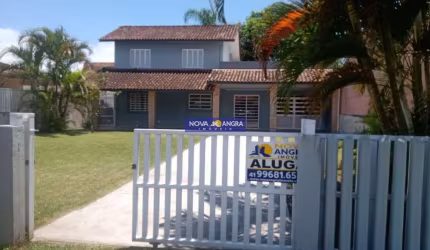 Sobrado próximo ao mar