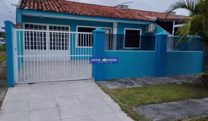 Casa de esquina excelente localização no Bal. Shangri-lá - Pontal do Paraná - Pr