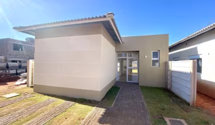 Casa em Condomínio para Venda em Campo Grande, Parque dos Novos Estados, 3 dormitórios, 1 suíte, 3 banheiros, 3 vagas