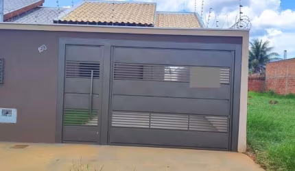 Casa para Venda em Campo Grande, Riviera Park, 2 dormitórios, 1 suíte, 2 banheiros, 1 vaga