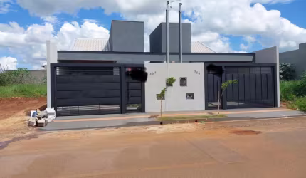 Casa para Venda em Campo Grande, Jardim Itamaracá, 2 dormitórios, 1 suíte, 2 banheiros, 2 vagas