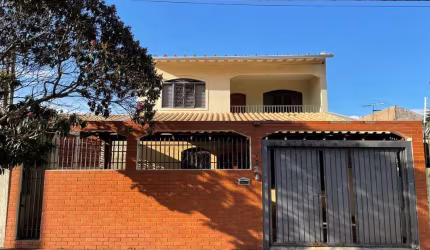 Casa para Venda em Campo Grande, Vila Alba, 5 dormitórios, 4 suítes, 6 banheiros, 3 vagas