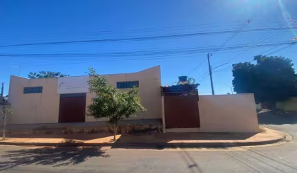 Comercial para Venda em Campo Grande, Residencial Vida Nova III, 1 dormitório, 2 banheiros, 2 vagas