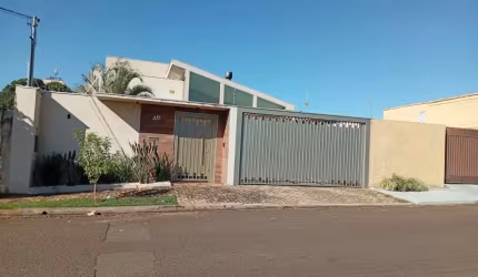 Casa para Venda em Campo Grande, Monte Castelo, 3 dormitórios, 1 suíte, 3 banheiros, 2 vagas