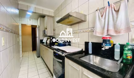 Apartamento Semi Mobiliado no Centro com ampla vaga de garagem.