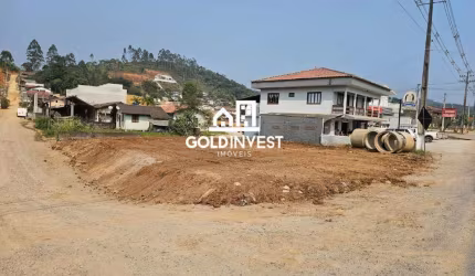 Terreno à Venda no Bairro Dom Joaquim - Esquina Estratégica com Frente para Rodovia