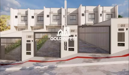 Casa com 2 Suítes, 2 vagas de garagem e amplo espaço nos fundos. Unidades 4 e 5