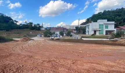 Terreno totalmente plano com 356,85m²