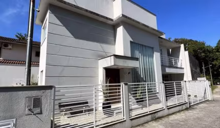 Casa à venda, 2 quartos, 1 suíte, 2 vagas, Guarani - Brusque/SC