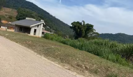 Casa à venda, 2 quartos, 1 suíte, 3 vagas, São Pedro - Brusque/SC