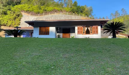 Casa à venda, 2 quartos, 1 suíte, 3 vagas, Poço Fundo - Brusque/SC