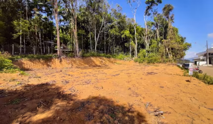 Terreno com escritura no bairro Guarani