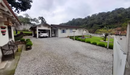 Casa à venda, 2 quartos, 1 vaga, Cedrinho - Brusque/SC