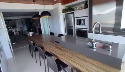 Apartamento à venda, 4 quartos, 2 suítes, 4 vagas, Centro - Brusque/SC