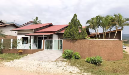 Casa à venda, 2 quartos, 2 vagas, Cedro Alto - Brusque/SC