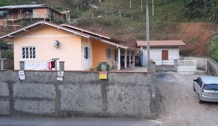 Casa à venda, 3 quartos, 2 vagas, Tomaz Coelho - Brusque/SC