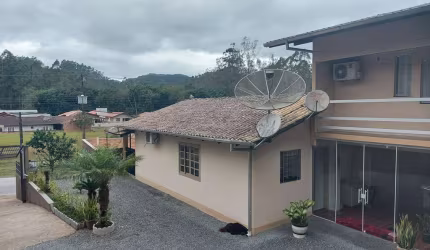 Casa à venda, 5 quartos, 3 vagas, Limeira - Brusque/SC