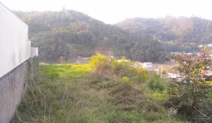 Terreno com 360m² no bairro São Pedro - Brusque/SC