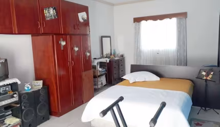 Casa à venda, 4 quartos, 2 suítes, 5 vagas, Centro - Brusque/SC