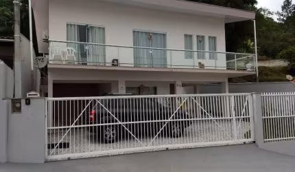 Casa à venda, 2 quartos, 1 suíte, 2 vagas, Primeiro de Maio - Brusque/SC