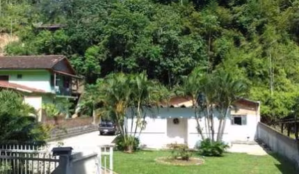 Casa à venda, 1 quarto, 3 vagas, Poço Fundo - Brusque/SC
