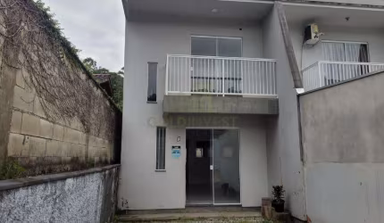 Casa á venda com 2 quartos no bairro Cedrinho em Brusque-SC