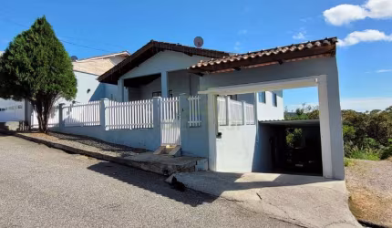 Casa Solta á Venda com 140m² no Bairro Águas Claras em Brusque