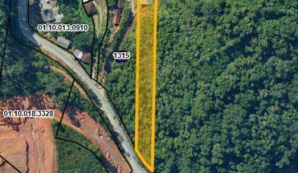 Terreno com área total de 10.072,00 m² no bairro Bateas