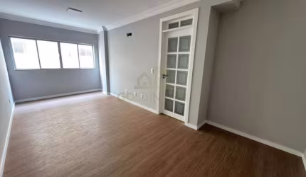 Apartamento com 2 quartos localizado no bairro São Pedro