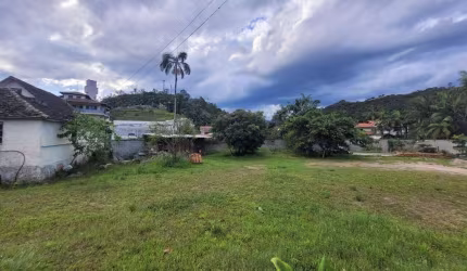 Terreno no Centro da Guabiruba escriturado