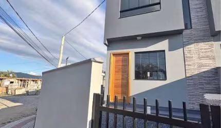 Sobrado com 2 quartos no bairro Limeira (Entrega setembro 2026)