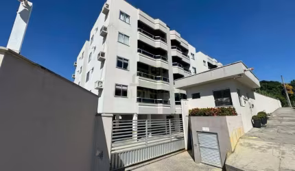 Apartamento com 3 quartos no Centro de Brusque!!!