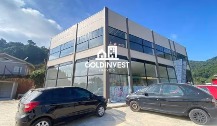 Sala comercial com aproximadamente 150m² no bairro Dom Joaquim!!!