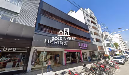 Sala comercial de aproximadamente 700m² no CENTRO de Brusque!!!