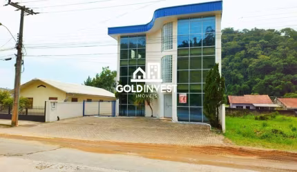 Galpão com 1.500m² no bairro Steffen!!!
