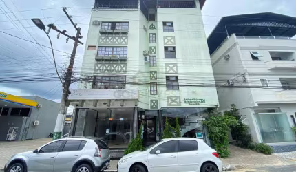 Sala comercial com 50m² no Centro de Brusque!!!