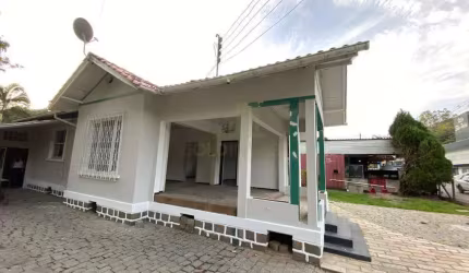 Casa residencial/comercial para locação no bairro São Pedro-Brusque!!!