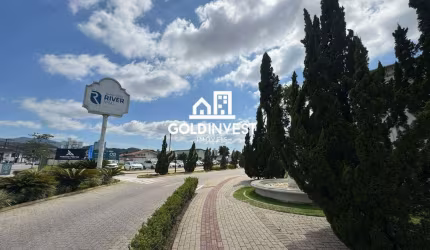 Sala comercial com 40m² no bairro São Luiz!!!