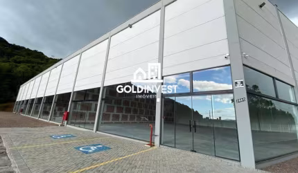 Galpão com 627m² na rodovia Antônio Heil !!!