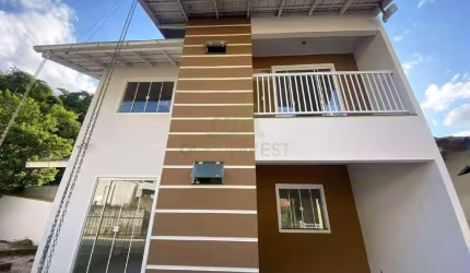 Casa com 2 quartos no bairro São Pedro!!!