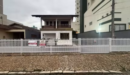 Casa com 3 quartos no bairro Santa Rita!!!