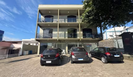 Sala comercial com 240m² no bairro Planalto!!!