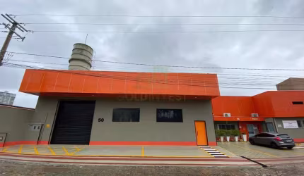 Galpão com 335m³ no bairro Santa Terezinha-Brusque!!