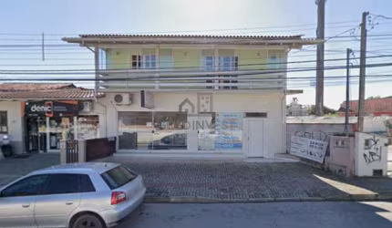 Apartamento com 2 quartos no bairro Santa Terezinha!!!